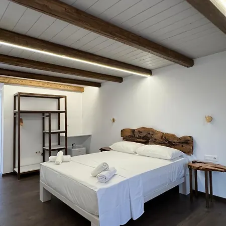 Stone Hearth 3* Himara