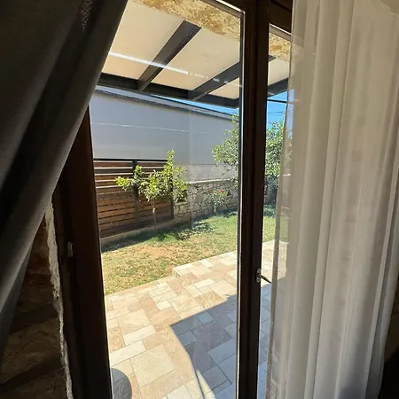 Stone Hearth 3* Himarë