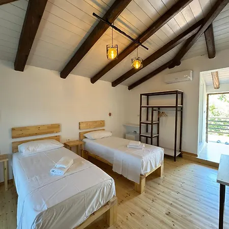 Stone Hearth 3* Himare